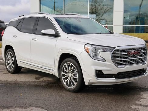 Used 2023 GMC Terrain Denali w/ Denali Premium Package image 1