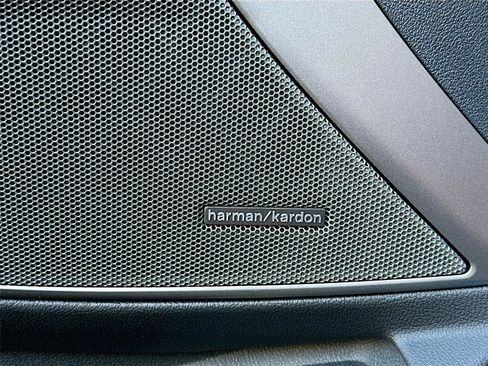 Used 2026 BMW M3 Competition w/ Executive Package image 19