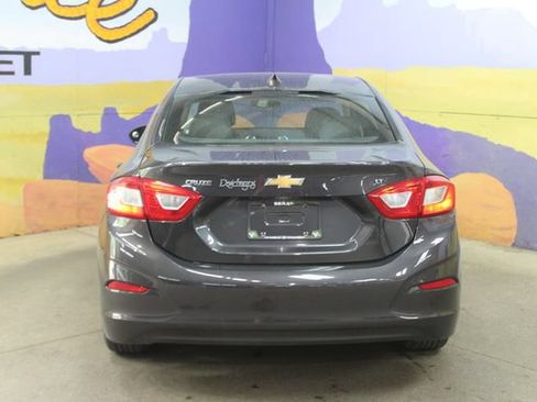 Used 2016 Chevrolet Cruze LT w/ LT Convenience Package FWD image 7