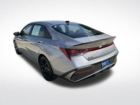 Used 2026 Hyundai Elantra Sport w/ Cargo Package FWD image 5