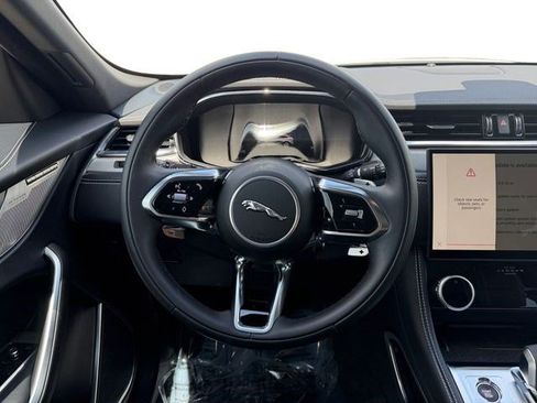 Used 2026 Jaguar F-PACE R-Dynamic S AWD/4WD image 13