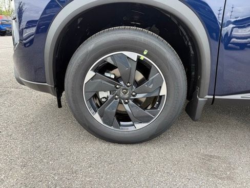 New 2026 Nissan Rogue SV w/ SV Premium Package image 9