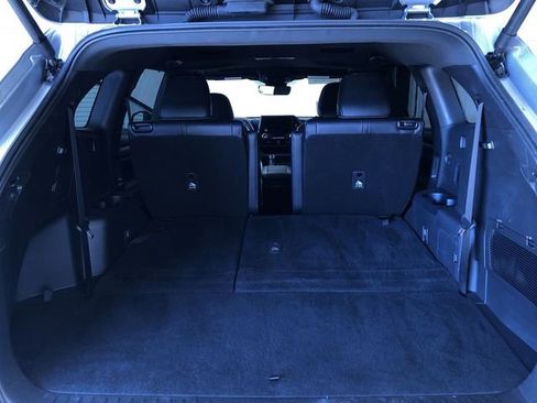 Certified 2025 Toyota Highlander XSE image 35