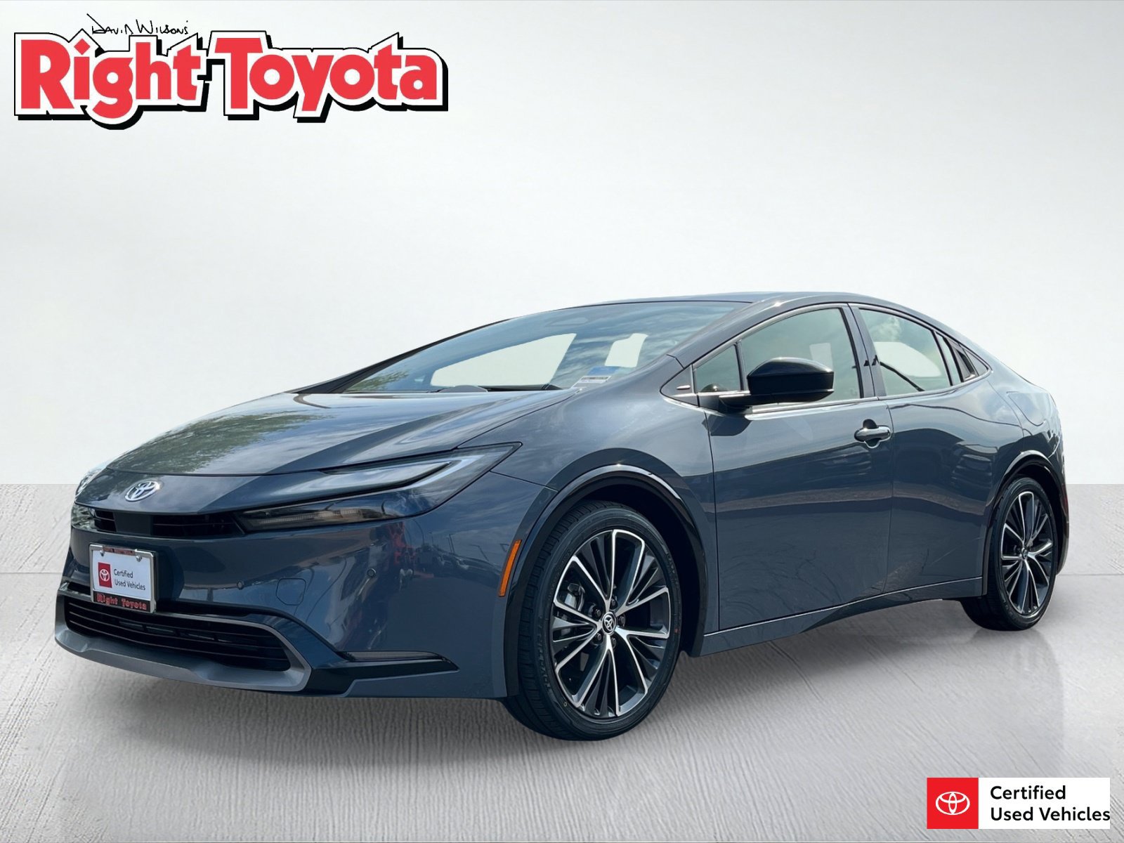 Certified 2024 Toyota Prius XLE FWD image 1