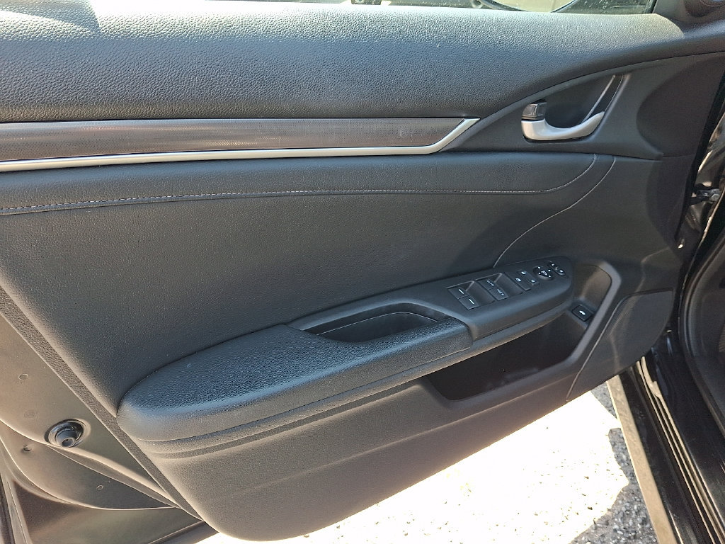 Used 2021 Honda Civic EX-L image 12