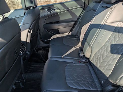 Used 2025 Kia Sportage X-Line w/ Premium Package image 19