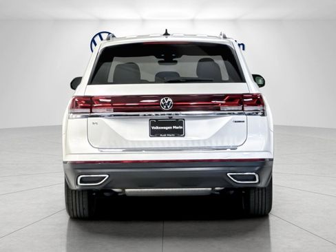 New 2026 Volkswagen Atlas SE image 4