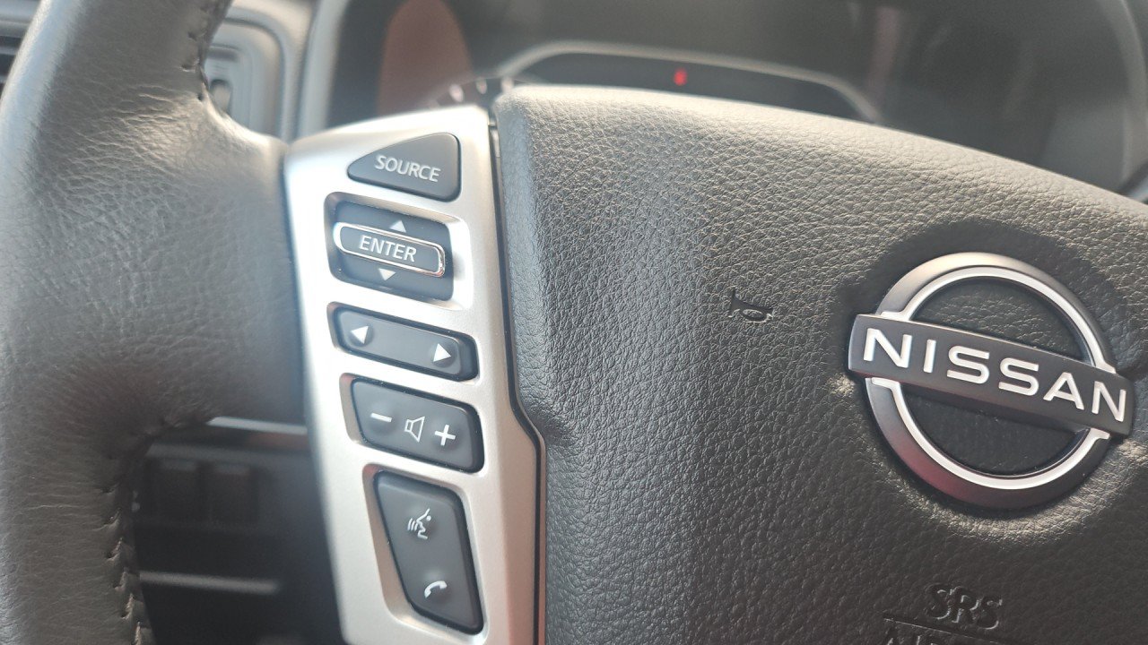 Used 2024 Nissan Titan SV w/ SV Convenience Package RWD image 15