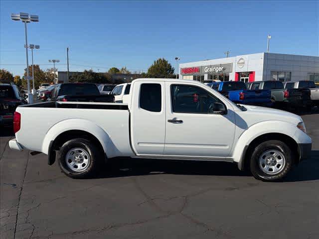 Used 2019 Nissan Frontier S RWD image 2