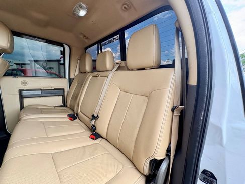 Used 2012 Ford F250 Lariat w/ Lariat Interior Pkg AWD/4WD image 18