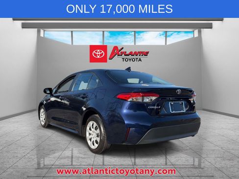 Used 2024 Toyota Corolla LE FWD image 5