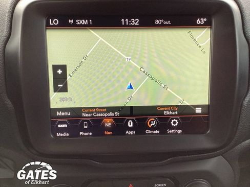 Used 2023 Jeep Renegade Latitude AWD/4WD image 21