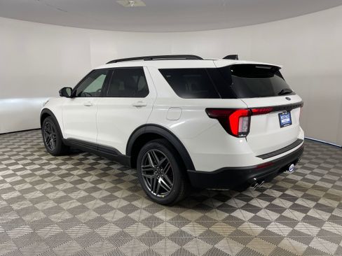 New 2026 Ford Explorer ST w/ Sun And Sound Package AWD/4WD image 5
