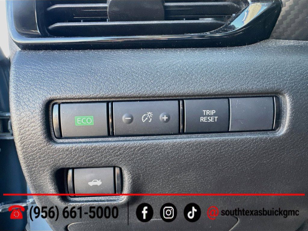 Used 2025 Nissan Sentra SV FWD image 20
