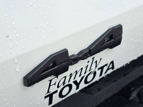 New 2026 Toyota Tundra SR5 image 9