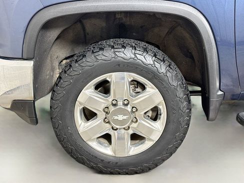 Used 2020 Chevrolet Silverado 2500 LTZ w/ LTZ Premium Package AWD/4WD image 30
