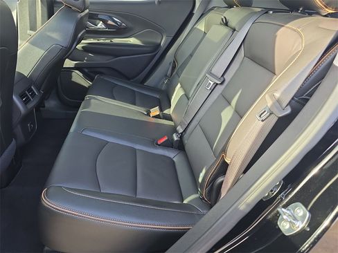 Used 2024 GMC Terrain AT4 w/ Infotainment Package II image 26