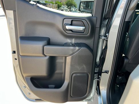 New 2026 Chevrolet Silverado 1500 Custom w/ LPO, Dark Essentials Package AWD/4WD image 19