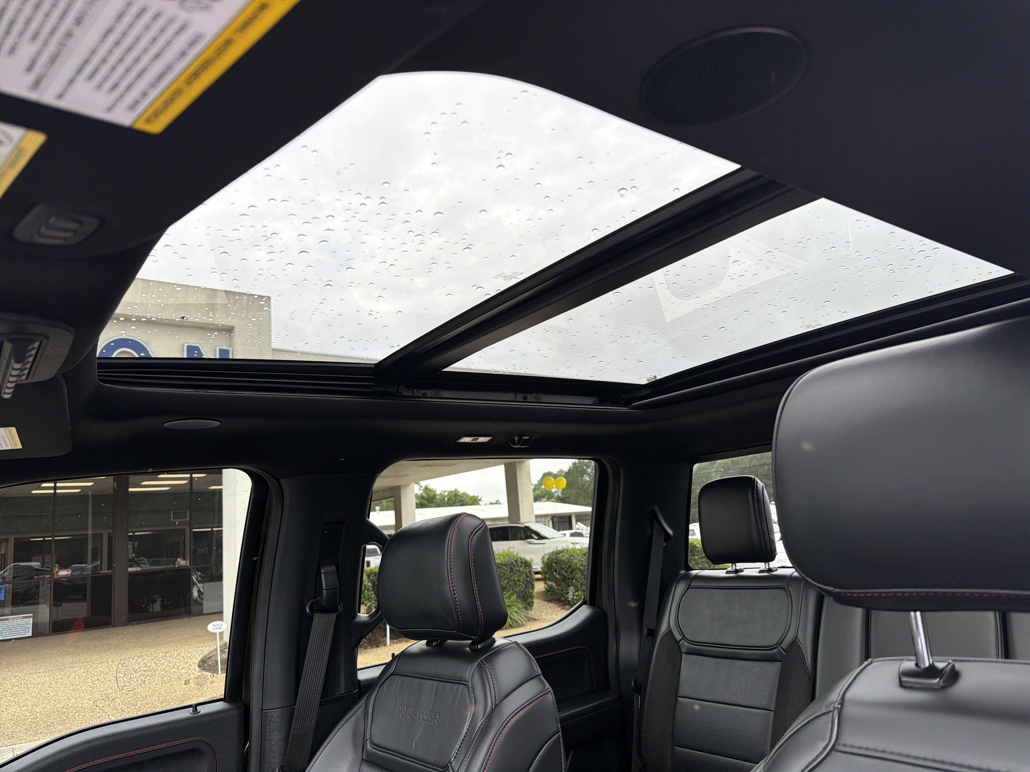 Used 2025 Ford F150 Raptor AWD/4WD image 21