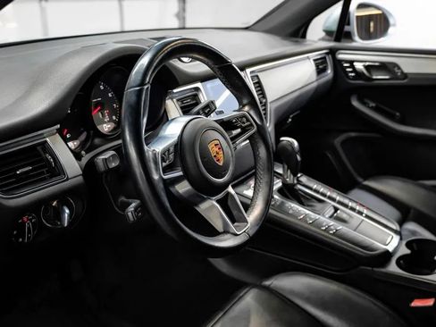 Used 2017 Porsche Macan S AWD/4WD image 22