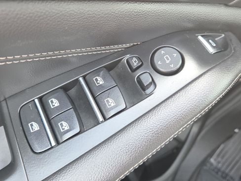 Used 2019 BMW X5 xDrive50i w/ Parking Assistance Package image 31