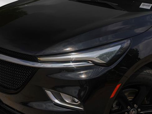 Used 2023 Buick Enclave Essence w/ Sport Touring Edition FWD image 3