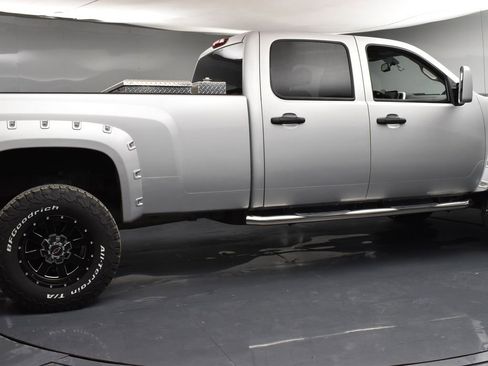 Used 2013 Chevrolet Silverado 2500 W/T AWD/4WD image 6