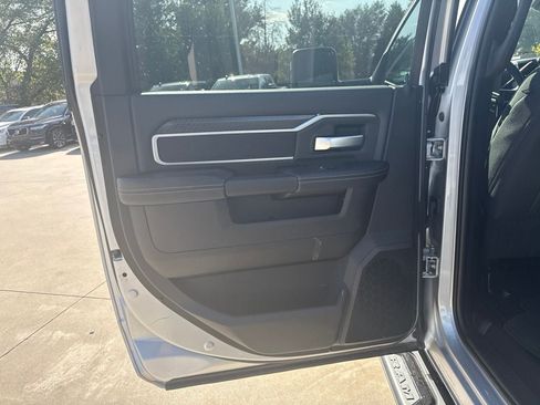 Used 2026 RAM 2500 Big Horn AWD/4WD image 14