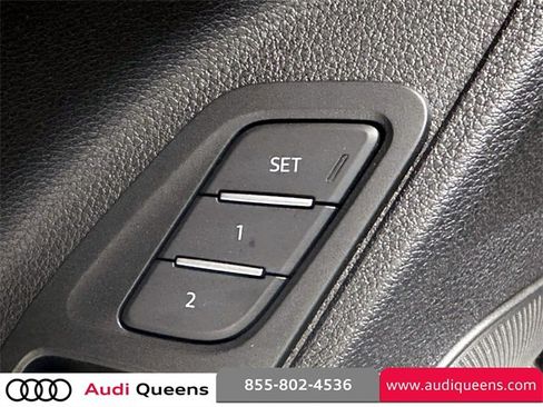 Certified 2025 Audi Q3 2.0T Premium Plus w/ Premium Plus Package image 18