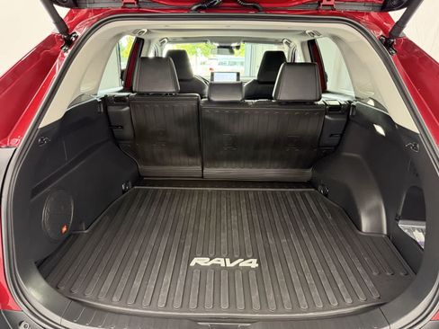 Used 2025 Toyota RAV4 XLE Premium w/ Weather Package AWD/4WD image 5