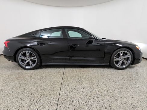Used 2023 Audi e-tron GT Premium Plus AWD/4WD image 8