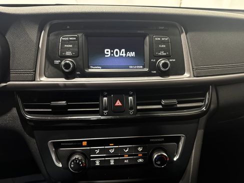 Used 2017 Kia Optima LX image 13