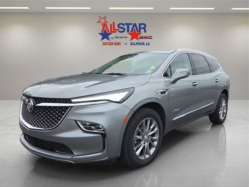 Used 2023 Buick Enclave Avenir w/ Avenir Technology Package image 3