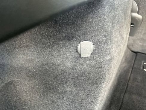 Used 2022 Porsche Panamera Platinum Edition image 34