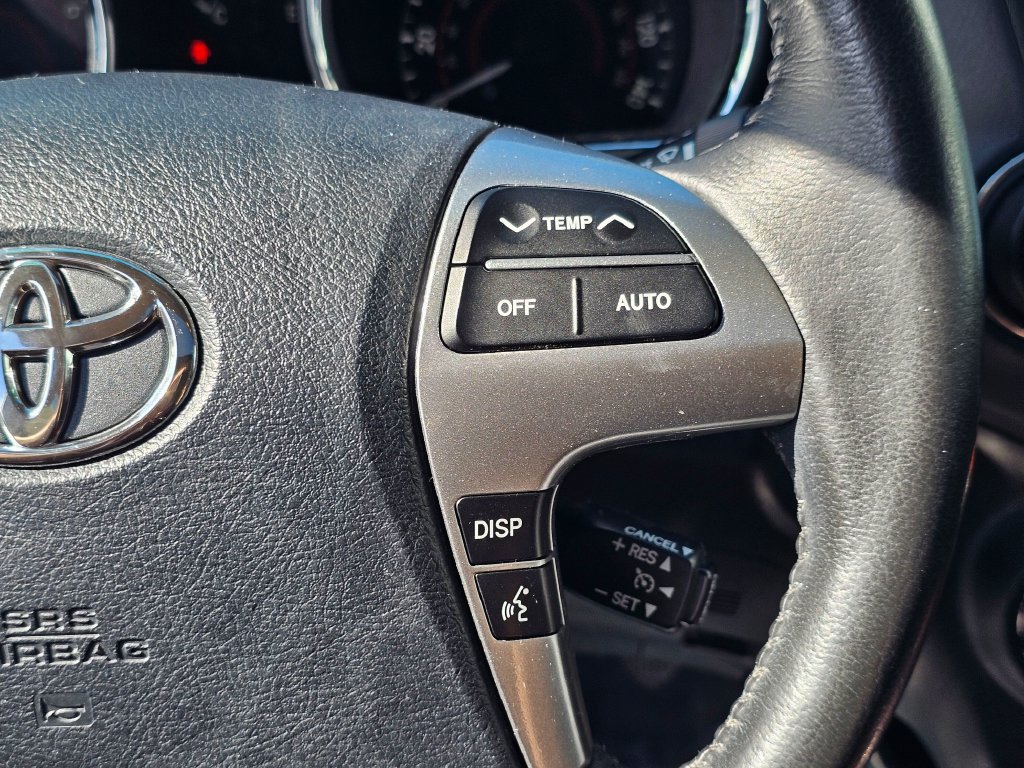 Used 2013 Toyota Highlander Limited AWD/4WD image 28