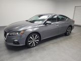 Used 2019 Nissan Altima 2.5 Platinum image 2