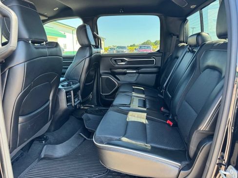 Used 2024 RAM 1500 Laramie AWD/4WD image 14