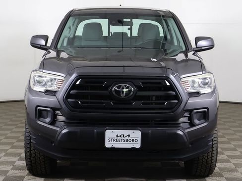 Used 2018 Toyota Tacoma SR w/ SR Convenience Package RWD image 8