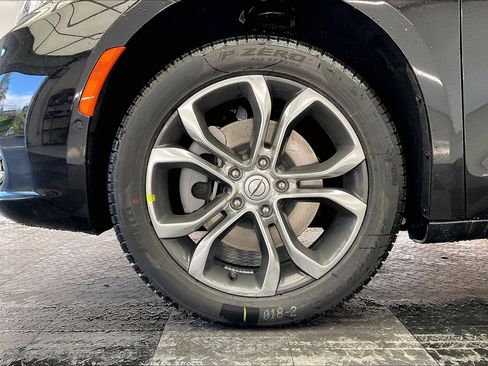 New 2026 Chrysler Pacifica Pinnacle image 14