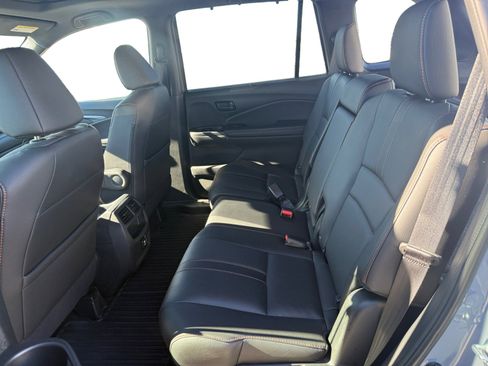 Certified 2022 Honda Passport TrailSport image 16