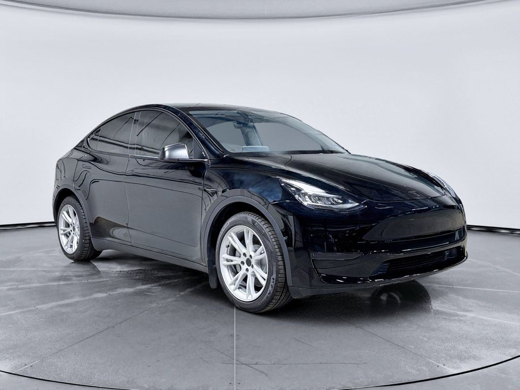 Used 2021 Tesla Model Y Long Range AWD/4WD image 4