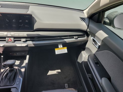 Certified 2025 Kia K4 EX FWD image 12