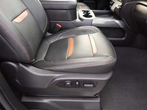 Used 2022 GMC Sierra 2500 AT4 w/ AT4 Preferred Package image 34