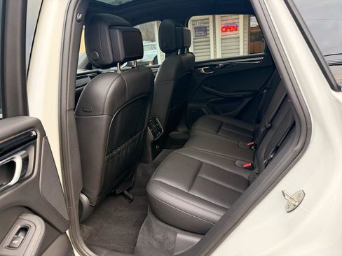 Used 2016 Porsche Macan S w/ Premium Package Plus image 21