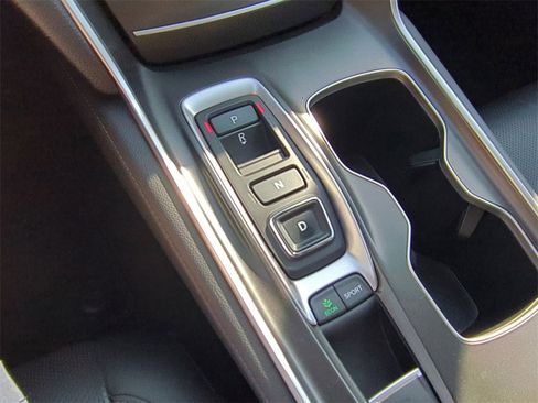 Used 2022 Honda Accord Touring image 25