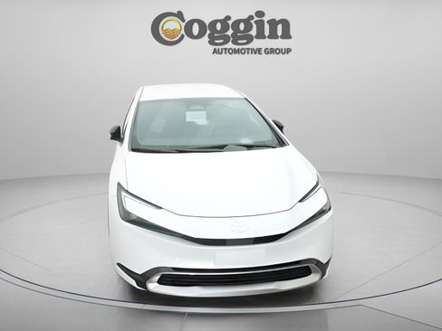 New 2026 Toyota Prius Plug-In Hybrid image 24