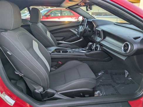 Used 2023 Chevrolet Camaro LT image 29