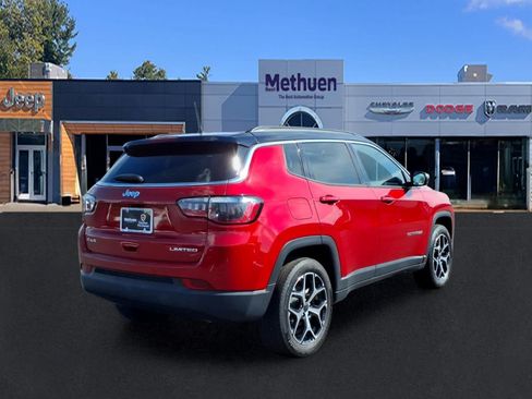 Used 2025 Jeep Compass Limited AWD/4WD image 4
