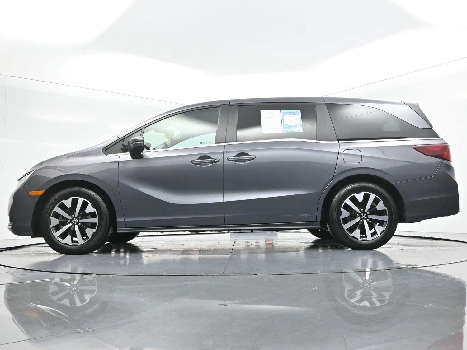 Used 2025 Honda Odyssey EX-L image 55