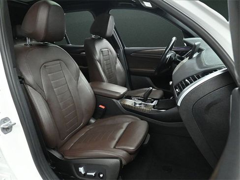 Used 2018 BMW X3 M40i w/ Premium Package image 23